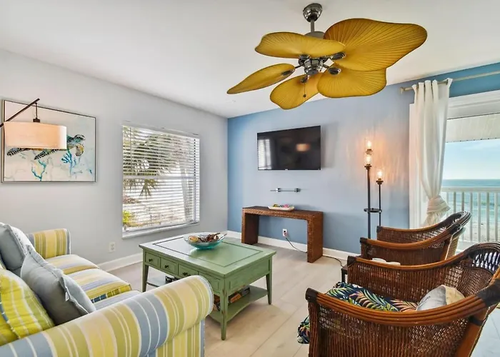 3bedroom Beachfront Condo-gulf View-on The Holiday home Clearwater Beach