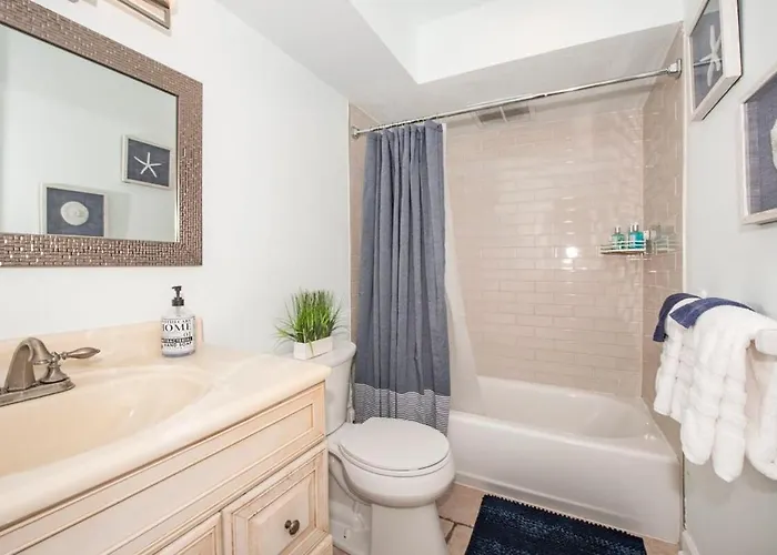 3bedroom Beachfront Condo-gulf View-on The Holiday home
