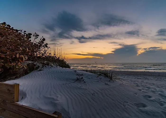 3bedroom Beachfront Condo-gulf View-on The Holiday home